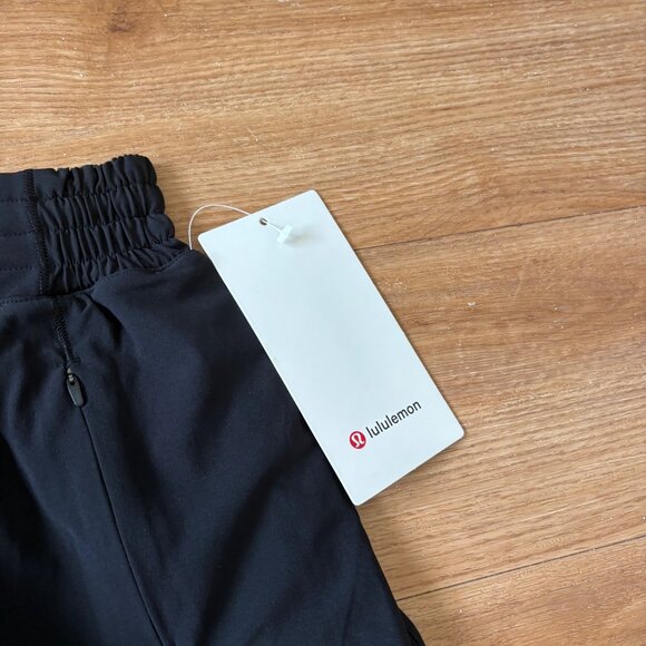 Lululemon Athletic Hotty Hot High Rise Skirt Long Black NWT Women’s Size 4 - Picture 9 of 9